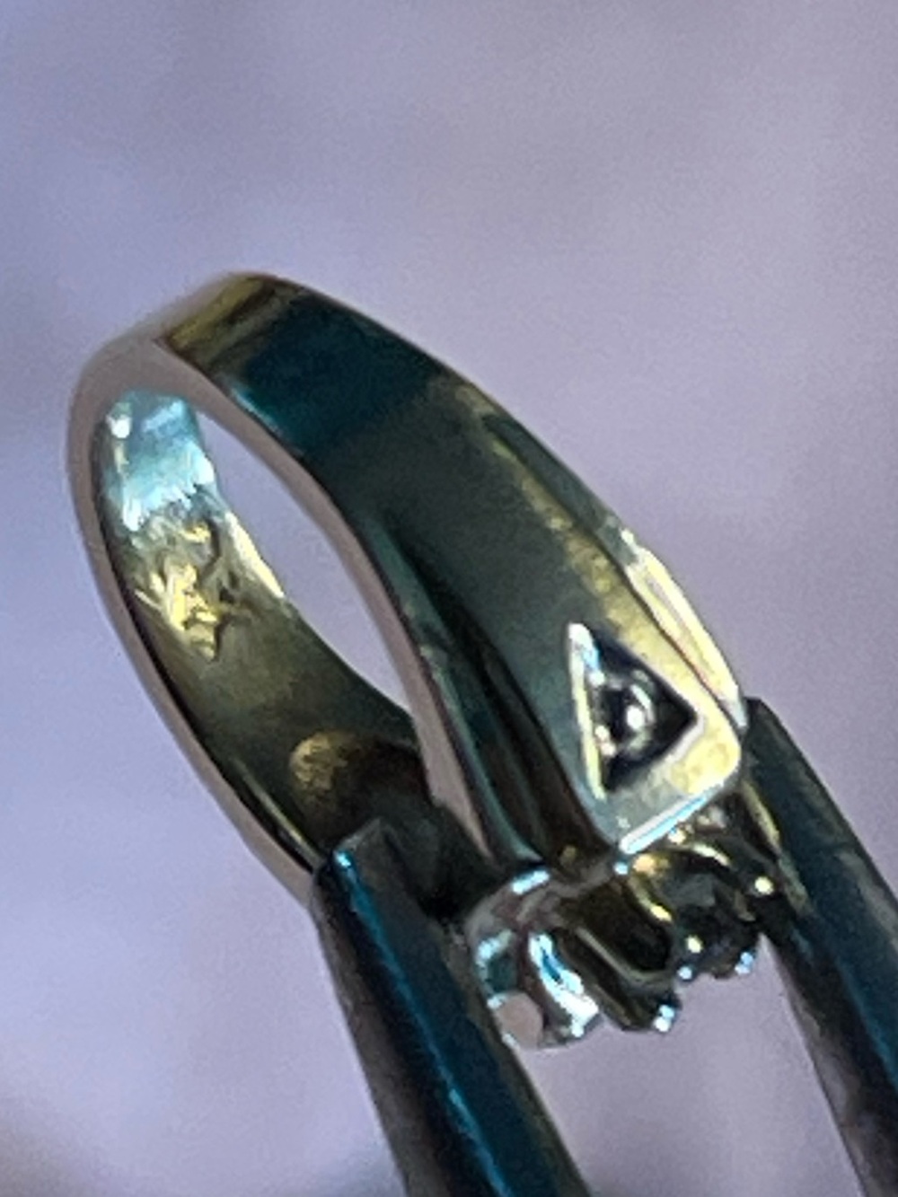 10KT SMALL Charm Size Ring with Diamond Chip. Very cute. See photos. - Picture 15 of 16